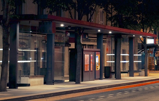 Abri voyageur BHNS NIMES METALCO MOBILCONCEPTS