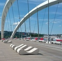 Pont-Raymond-Barre-Lyon-banc-beton-acier-METALCO