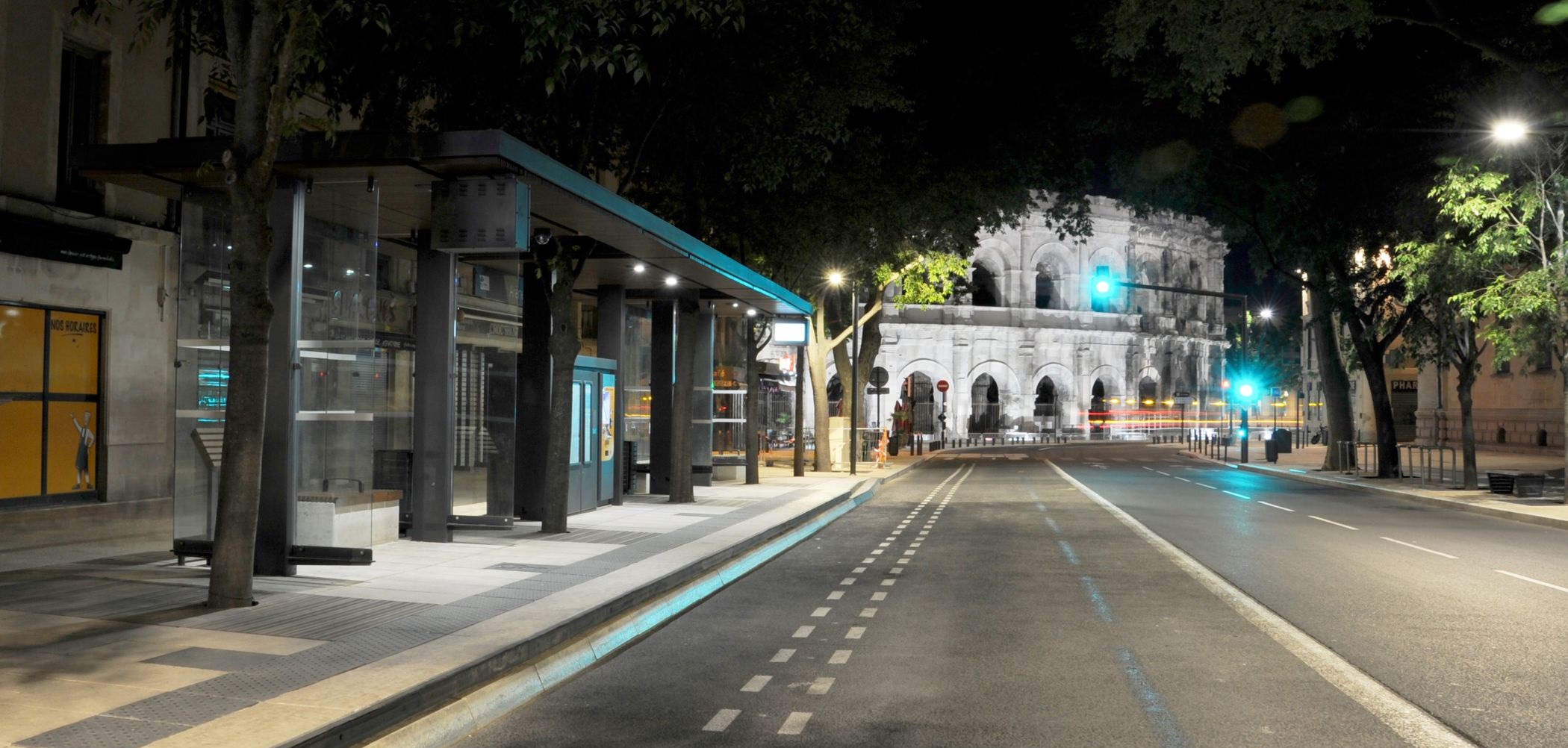 Abri voyageur BHNS NIMES METALCO MOBILCONCEPTS