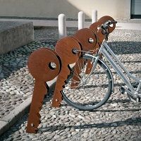 CHIAVE Range Vélo Corten, Support Velo Collectivite, Support Velo et Parking Mobilier Urbain Design METALCO