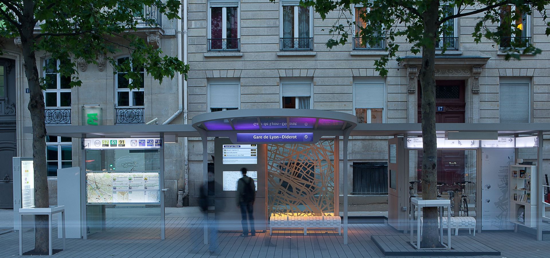 PARIS - Station de bus du futur - OSMOSE
