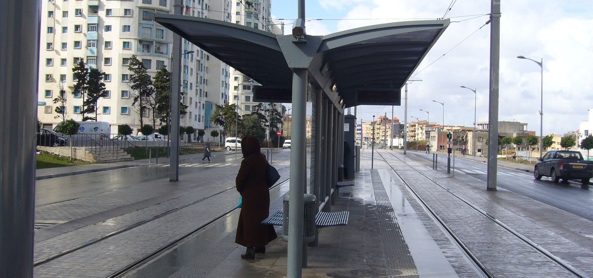 Algérie - 1ère ligne Tramway ville ALGER | Mobilier Urbain METALCO ...