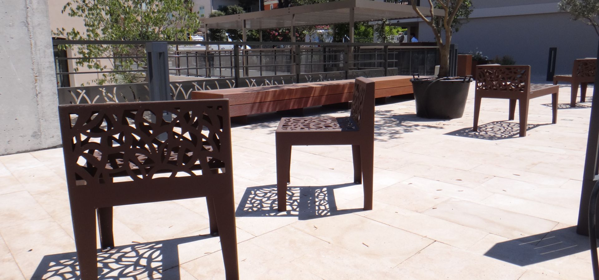 SAINT TROPEZ mobilier urbain design METALCO - banc public bois acier - corbeille rectangulaire