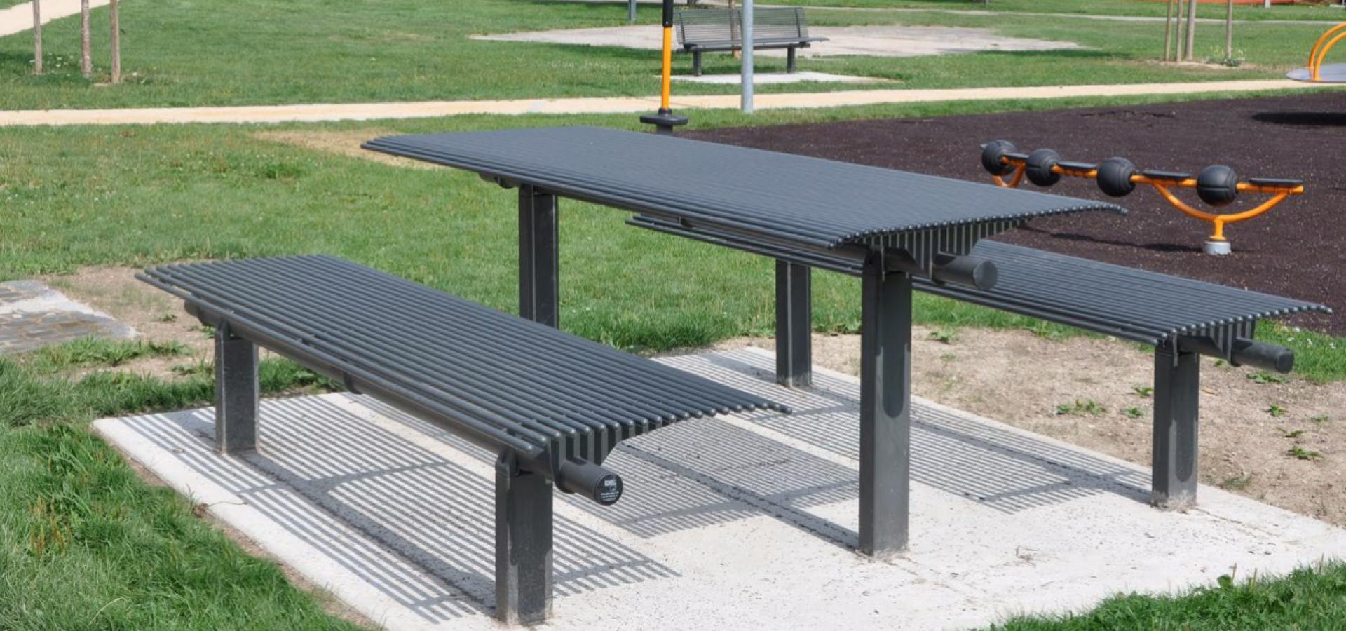 aire de pique-nique LIBRE Table