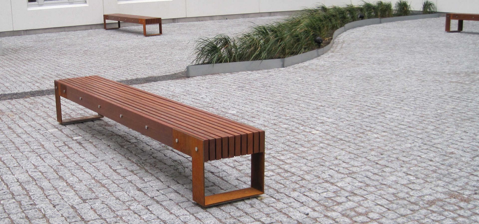 ASSISES BOIS, CORTEN STILE IDEAS-L | Mobilier Urbain METALCO Mobilconcepts